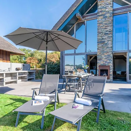 Buytenplaats 181 Villa *