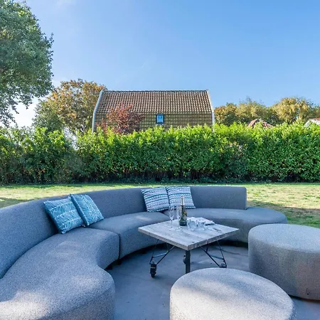 Βίλα Buytenplaats 181 *